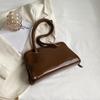 Bolso de Axila Texturizado Versátil Estilo Coreano para Mujer Invierno 2024 Nueva Moda Bolso de Hombro Retro para Viajeros Color Negro Café Pequeño