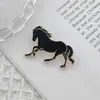 Moda Nuevo Creativo Aleación Goteo de Aceite Caballo Broche Estilo Animal Lindo Insignia Estudiante Hombre y Mujer Pin Ramillete