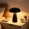Lámpara de mesa de hongo de diseñador danés, estilo vintage, adecuada para cafeterías, dormitorios, ambiente de mesita de noche, pequeña luz nocturna, adorno decorativo de escritorio