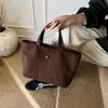 Bolso Tote de Gamuza de Gran Capacidad para Mujer 2025 Nuevo Bolso de Mano Trendy de Alta Gama para Salir a Trabajar y Bolsa para Desplazamientos