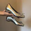 Bailarinas elegantes de piel de oveja estilo francés con punta cuadrada para mujer, con un lazo, un diseño suave tipo Mary Jane y un ligero tacón para mayor altura, con una puntera poco profunda.