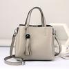 Bolsa Tote com Franjas de Couro Bovino de Primeira Camada 2026 Novo Modelo Bolsa Transversal de Couro Bovino de Primeira Camada Bolsa de Ombro Feminina de Couro Genuíno 6060