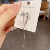 Moda Estilo Francés Retro Cuff para Oreja Incrustado de Diamantes, Exquisito y Moderno, Lujo Ligero, Diseño Versátil, Accesorio de Clip para Oreja sin Perforación