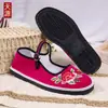 Solado de borracha sapatos de pano bordados Old Beijing costurados à mão tira de uma palavra feminino bordado retrô estilo étnico fundo plano atacado