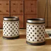 Cubo de Basura de Cuero Alto Valor Estético Hogareño Sala de Estar Lujo Ligero Gama Alta Estilo Americano Estilo Antiguo de Mediana Edad Cubo Sanitario Basura Grande para Dormitorio