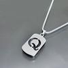 Nuevo producto superventas 26 letras inglesas huecas de acero de titanio que no se decoloran accesorios de joyería collar sensación de alta gama cadena para suéter de otoño e invierno