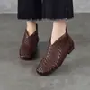 Botines planos tejidos hechos a mano de piel de vacuno de plena flor, con suela suave y apertura en forma de V, diseño ajustado y de la nueva colección otoño 2026