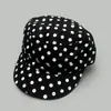 Gorra de béisbol de cuatro estaciones con bordado de letras de nicho y lunares de rosas para hombres y mujeres, gorra de calle de bloque de color de copa plana al por mayor