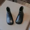 Botines cortos de estilo coreano para niñas, nueva colección 2026, botas Martin impermeables para niñas pequeñas, charol, suela suave, botas de princesa, botas de caña baja