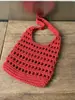 Bolso Tejido de Hilo de Algodón Corrugado Hueco de Alta Calidad para Mujer 2025 Nuevo Bolso de Playa Casual de un Solo Hombro Hecho a Mano para la Costa