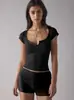 Camiseta sexy de manga corta de venta caliente transfronteriza para mujer, estilo europeo y americano, look de puro deseo, top ajustado como capa base