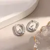 Brincos Yuhui de Aço Titânio Transfronteiriços, Formato de Gota D'água com Diamante, Estilo Clássico em U, Luxo Leve, Sensação de Alta Qualidade, Banhados a Ouro Real, Brincos à Prova d'Água