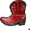 Modelo de comércio exterior outono 2026 sapatos femininos, bico fino bordado 40-43 tamanho grande botas de couro, botas curtas estilo Martin para mulheres