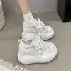 Zapatos casuales para mujer versátiles para estaturas petite 10cm mocasines 2026 otoño nuevo estilo coreano zapatos de suela gruesa con bloques de color para mujer