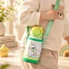 Caneca Térmica Desenho Animado Infantil Aço Inoxidável 316 Estudante Portátil com Alça Transversal Caneca com Canudo Crianças Alta Aparência Garrafa de Água para Casa