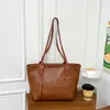 Bolso de mano casual simple de estilo europeo y americano, bolso tote grande de gran capacidad para el día a día, bolso de hombro y para llevar debajo del brazo para mujer