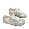 Zapatillas casuales cómodas de suela blanda estilo coreano para mujer, nueva colección principios de otoño 2026, con estilo preppy, diseño ligero, durabilidad y atractivo versátil