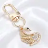 Lujo Ligero Chapado en Oro Charms Completos de Diamante Cierre de Langosta Forma D Colgante Triangular Redondo Accesorios para Llaves Fábrica de Origen Venta al por Mayor