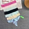 Amazon Tentación Transfronteriza Aliento Caliente Transpirable Estampado Sin Costuras Sexy Tangas de Bikini para Mujer