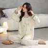 Algodão Puro Novo Pijama Feminino Primavera e Outono, Cardigã de Manga Longa com Gola Redonda, Tamanho Grande Solto Roupa de Casa, Pode Ser Usado Fora