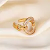 Anillo de Lujo Ligero de Moda Coreana Tendencia en Tiktok con Microincrustaciones de Diamante y Madreperla para Mujer con Acabado de Alta Gama Que No Se Desvanece