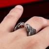 Venta caliente Temu, anillo de aleación exagerado europeo y americano para hombre, anillo de diamantes con doble incrustación de cobra roja, venta directa de fábrica