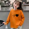 Camiseta Infantil de Manga Longa, Nova Roupa de Primavera, Camiseta Básica Branca para Meninas, Algodão Puro, Roupa de Baixo Soltinha para Crianças de Meia-Idade e Grandes, Top com Gola Redonda