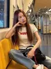 Diseño de Nicho Coreano Estampado de Letras Fantasma Verano Hombro Derecho Corto Ajustado Delgado Camiseta de Manga Corta Top para Mujer