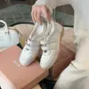 Em estoque: Mesmo estilo da Grape Mom, aumento interno de 7cm de altura, novos sapatos Mary Jane da moda 2026 com tiras duplas de velcro para mulheres
