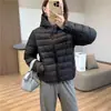Chaqueta de plumón con capucha de plumón de pato blanco 95 para invierno cálido, ropa exterior corta colorida para otoño/invierno, tres pruebas, joroba pequeña, chaqueta de plumón práctica