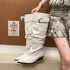 Botas longas vintage de salto grosso e bico fino para mulheres plus size, novo estilo europeu e americano, botas pretas empilhadas para outono e inverno, botas longas de montaria