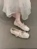 Zapatos de una sola pieza con lazo delicado y corte bajo estilo lunares Otoño 2026 Nuevos Zapatos de hada Mary Jane Plano para mujer Punta cuadrada Tela