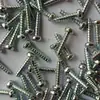 Fabricante de origen suministra tornillos autorroscantes