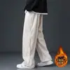 Pantalones Deportivos Casuales Sueltos de Longitud Completa para Primavera y Otoño Estilo Americano Modernos de Pierna Recta Pantalones de Pana Versátiles para Hombre Hombre