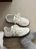 Zapatillas de entrenamiento estilo coreano para niñas con lunares, colección de otoño 2026, zapatillas transpirables para niñas, zapatos casuales blancos versátiles para estudiantes