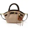 Bolsa de Mão Fosca Nova de Nicho Outono/Inverno 2025 Grande Capacidade Feminina Retro Simples Bolsa de Ombro Bolsa Transversal Bolsa Casual