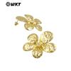 Wt-E761 Brincos Grandes com Padrão de Flor Tridimensional para Meninas Estilo Resort na Praia Latão Banhado a Ouro 18K