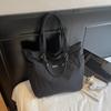 Bolso Tote para Mujer 2025 Verano Nuevo Bolso Ligero de Gran Capacidad para Viajar al Trabajo Bolso de Hombro de Nailon Simple Casual Moderno