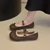 Sapatilhas Mary Jane Lolita de bico fino estilo francês, sapatos pequenos de couro com cadarço estilo japonês, sapatos baixos femininos com laço, novo estilo para 2026