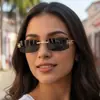 Moda Europea y Americana Sin Marco Borde Cortado Versátiles Gafas de Sol para Mujer, Estilo Callejero al Aire Libre Personalizado Protección Solar Tendencia Gafas de Sol Transfronterizas