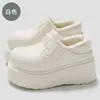 Chinelos de Algodão Impermeáveis para Mulheres no Inverno Casa Interior Forrado com Lã Quente Roupa Exterior Sapatos de Algodão de Salto Bolsa Antiderrapante de Sola Grossa Femininos Atacado