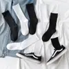 Calcetines para hombre de caña media color liso alargados calcetines de caña media modernos calcetines para mujer desodorantes calcetines de baloncesto calcetines para amantes de Ins