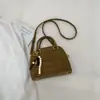 Bolsa Retrô de Luxo para Mulheres 2026 Nova Moda de Inverno Bolsa de Ombro para o Dia a Dia Bolsa de Mão Versátil Elegante Bolsa Transversal