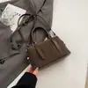 Bolso Boston de Alta Gama para Viajes Cotidianos, Bolso de Hombro Cruzado de Moda para Mujer, Nuevo Bolso de Mano Retro de Nicho Otoño e Invierno 2025
