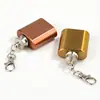 Frasco pequeño de acero inoxidable al por mayor, portátil con hebilla colgante, mini frasco de 30 ml, forma cuadrada, popular en ventas transfronterizas