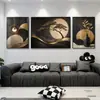 Pintura Decorativa Nova de Pinheiro Bonsai Estilo Chinês Preto e Dourado para Parede de Fundo da Sala de Estar, Pintura Tríptico em Moldura de Liga de Alumínio com Filme de Cristal Venda por Atacado