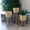 Soporte de Madera para Flores de Piso para Sala de Estar Balcón Pastoral Simple Cesta de Flores de Ratán de Paja Decoración de Piso Soporte para Macetas Alto y Bajo