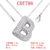 Moderna y Versátil Colgante de Alfabeto Inglés de 26 Letras con Microincrustaciones de Cobre Puro Cadena para Clavícula Suministro Directo Joyería de Collar para Mujer