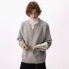 Suéter de Dos Piezas Falsas de Cuello Alto Medio para Hombre Estilo Old Money Abotonado de Alta Gama Otoño e Invierno Suéter de Moda Venta al por Mayor de Fábrica Transfronteriza