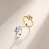 Plata de ley S925, diseño de cabeza de toro, anillo de mujer de moissanita, engaste cuadrado clásico con cuatro garras, con una sola piedra redonda, joyería minimalista europea y americana